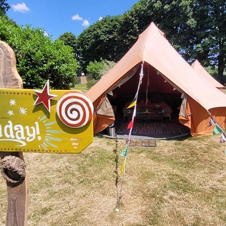 Cocoon Village - Glamping - Domaine Des Grottes De Han Rochefort Esterno foto