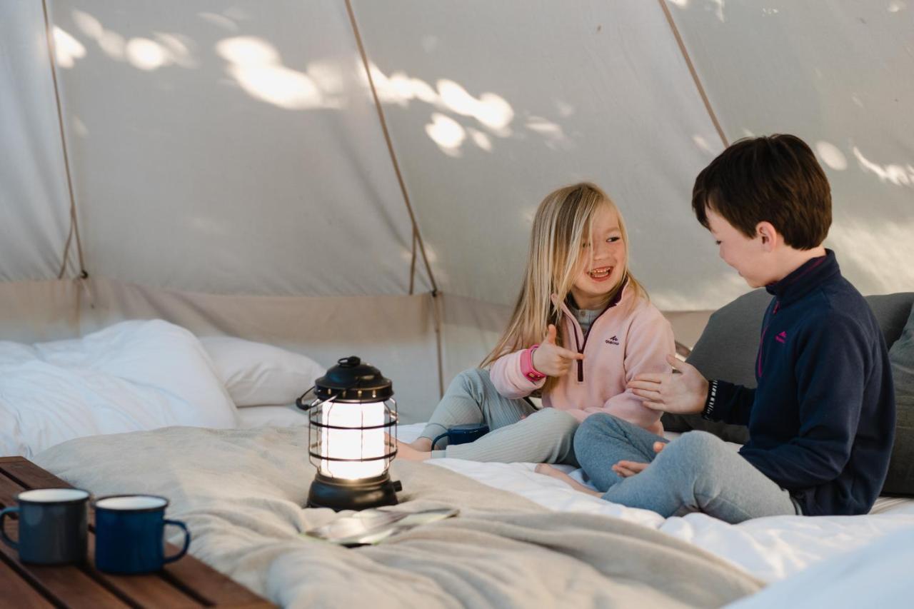 Cocoon Village - Glamping - Domaine Des Grottes De Han Rochefort Esterno foto