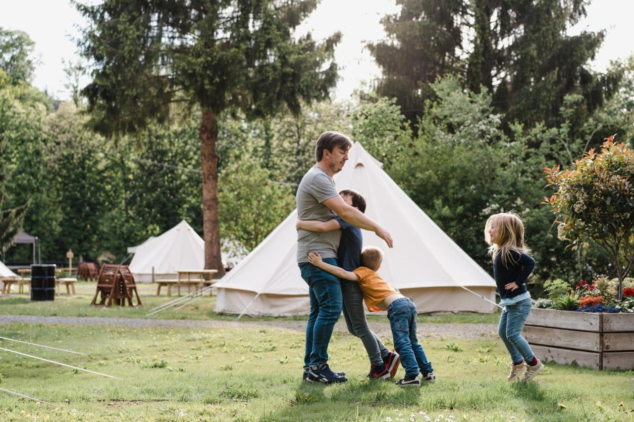 Cocoon Village - Glamping - Domaine Des Grottes De Han Rochefort Esterno foto