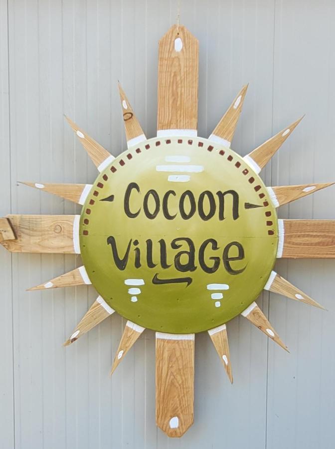 Cocoon Village - Glamping - Domaine Des Grottes De Han Rochefort Esterno foto